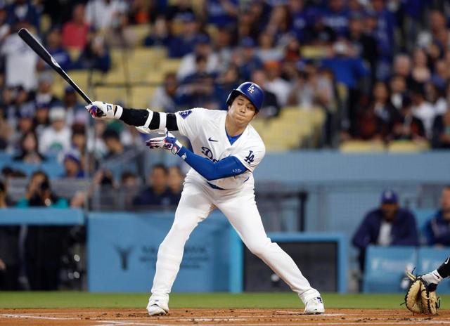 「左利きは寿命が9年短い説」の真偽は？雑学のすべて