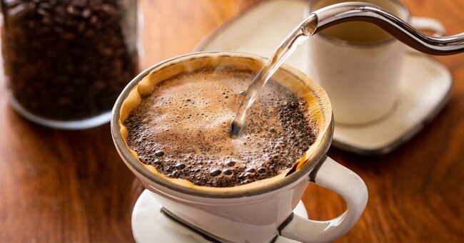 コーヒーは1日何杯まで？飲み過ぎは急性中毒の危険性も