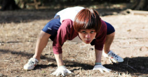 修行20年の四足走行！霊長類最速を目指す男性の挑戦