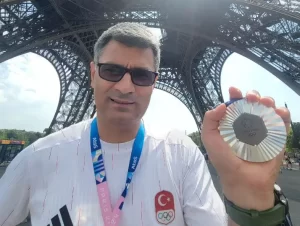 トルコ代表「無課金おじさん」のエアピストル銀メダル獲得にネット大反響！