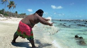 食糧不足の国でも肥満問題が深刻化、その原因とは？