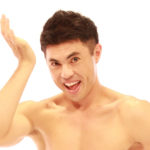 【雑学】小島よしお逮捕の噂はデマ！SNS詐欺広告の手口に注意