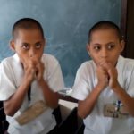 驚愕！フィリピンの双子少年の意外な才能とは？